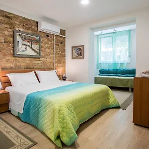 *** Bed and breakfast Artistic Albania