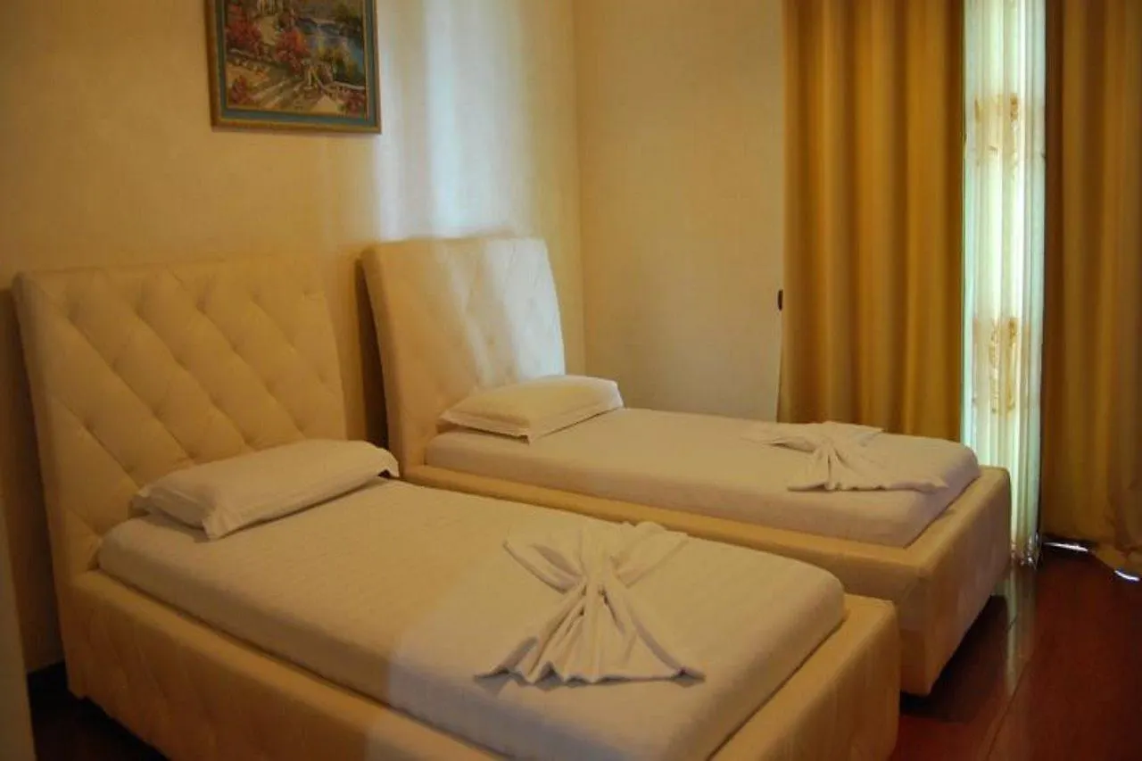 Europa Grand Resort Vlorë 호텔